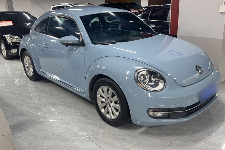 Used Volkswagen Beetle 2015 180TSI model
