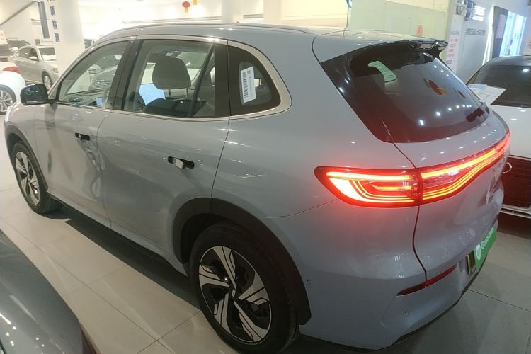 Used  E5 2024 530km Starship Edition