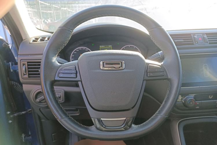 Used Qoros 5 2018 Revised Version 1.6T Automatic Leading Edition
