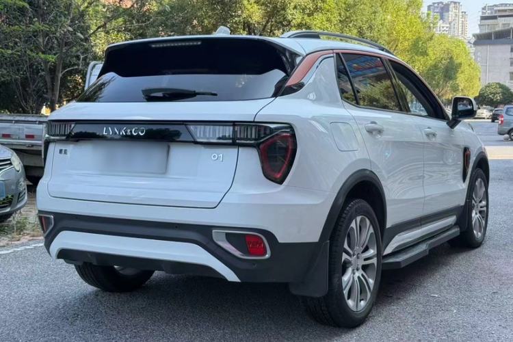 Used Lynk & Co 01 2019 2.0T Two-Wheel-Drive Pro Version China VI Standard
