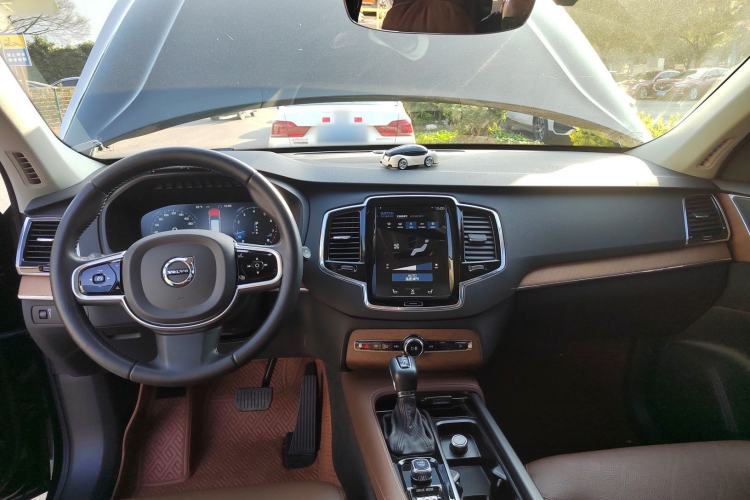 Used Volvo XC90 2020 T6 Zhiyi Luxury 7-Seater
