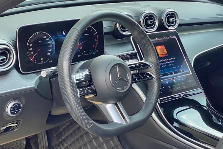 Used Mercedes-Benz C-Class 2024 C 260 L Brilliant Night Sports Edition
