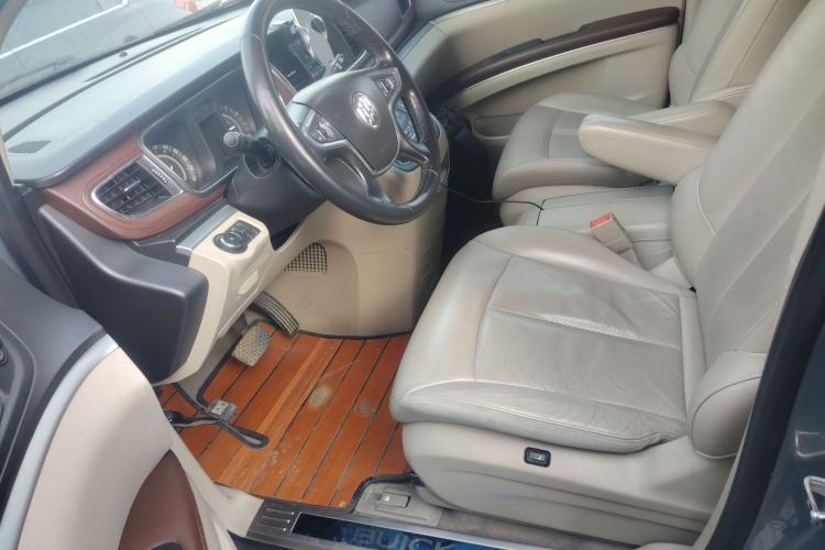 Used Buick GL8 2018 28T Luxury Model China VI Standard