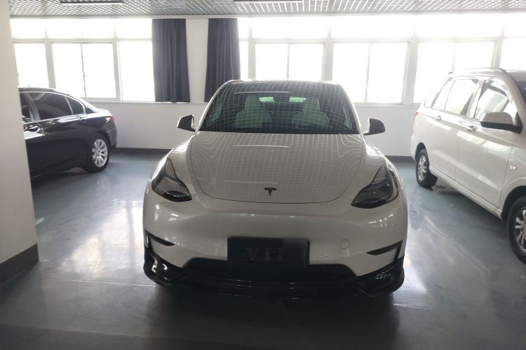 Used Tesla Model Y 2023 High-Performance All-Wheel-Drive Version