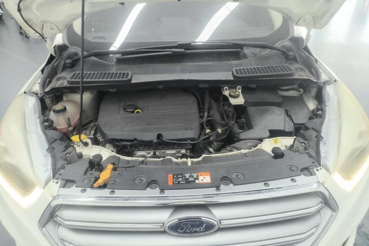 Used Ford Kuga 2017 EcoBoost 180 Two-Wheel-Drive Tiger Leap Model
