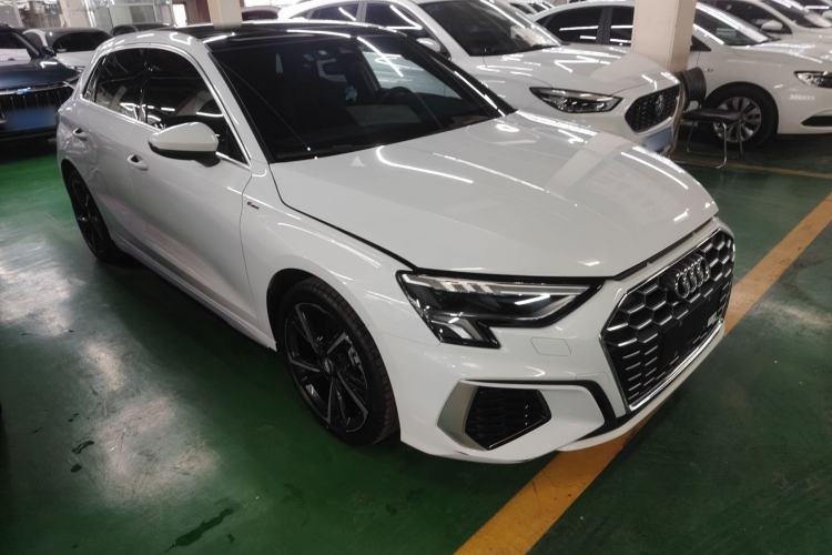 Used Audi A3 2021 Sportback 35 TFSI Fashionable Sports Model
