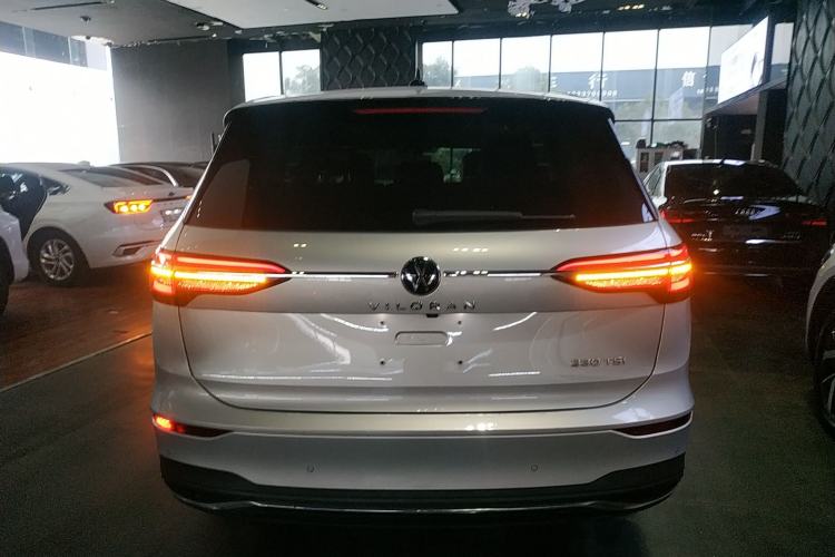 Used Volkswagen Viloran 2024 330TSI Luxury Edition
