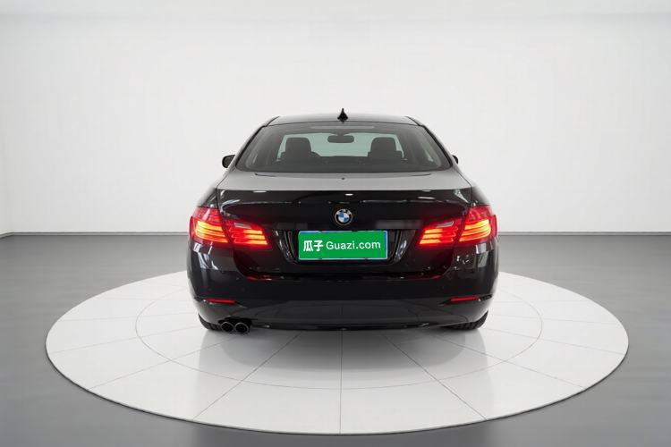 Used BMW 5 Series 2014 525Li Leading Model
