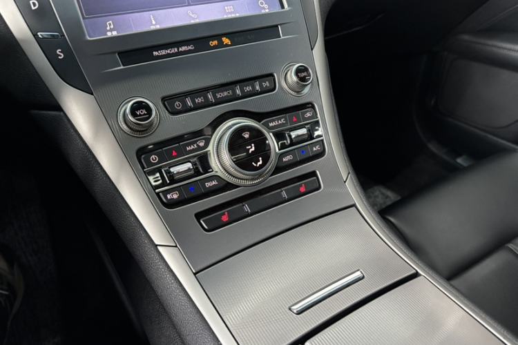 Used Lincoln MKZ 2019 2.0T Luxury Edition China VI
