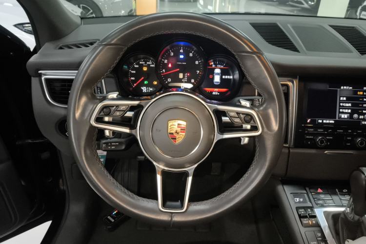 Used Porsche Macan 2016 Macan 2.0T
