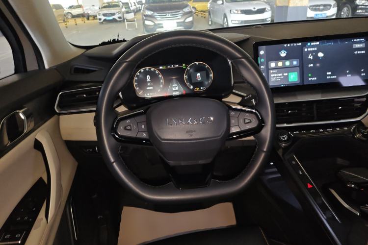 Used Lynk & Co 06 EM-P 2022 PHEV 84 km Range Pro Version
