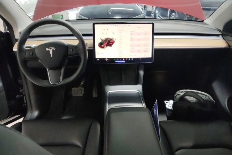 Used Tesla Model Y 2021 Long-Range All-Wheel-Drive Version