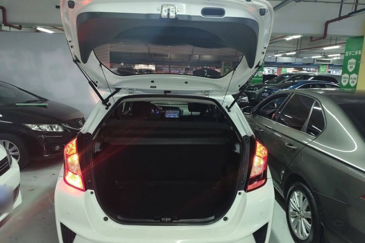 Used Honda Fit 2016 1.5L LXS CVT Comfort Sunroof Version
