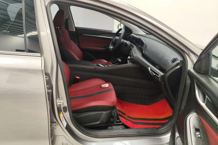 Used Changan Eado 2021 PLUS Blue Whale NE 1.4T GDI DCT Prestige Model
