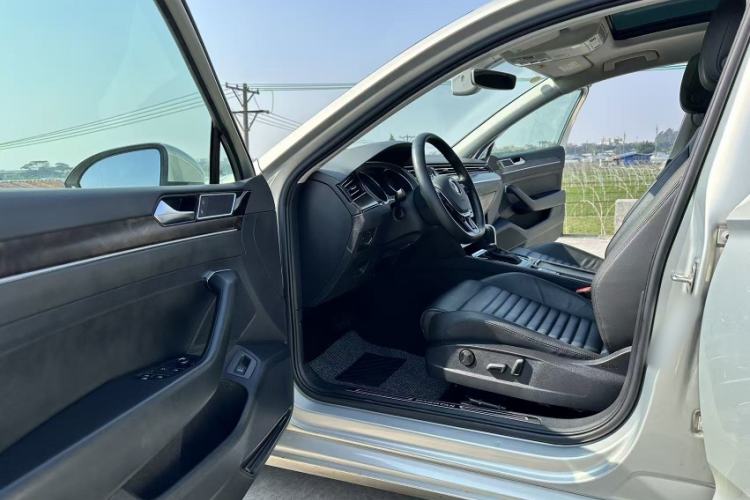 Used Volkswagen Magotan 2019 330TSI DSG Luxury Version China VI Standard