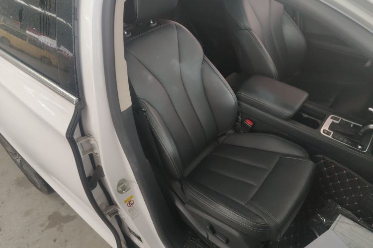 Used BYD Tang 2018 2.0T Automatic Smart Connect Prestige 7-Seater China V Standard
