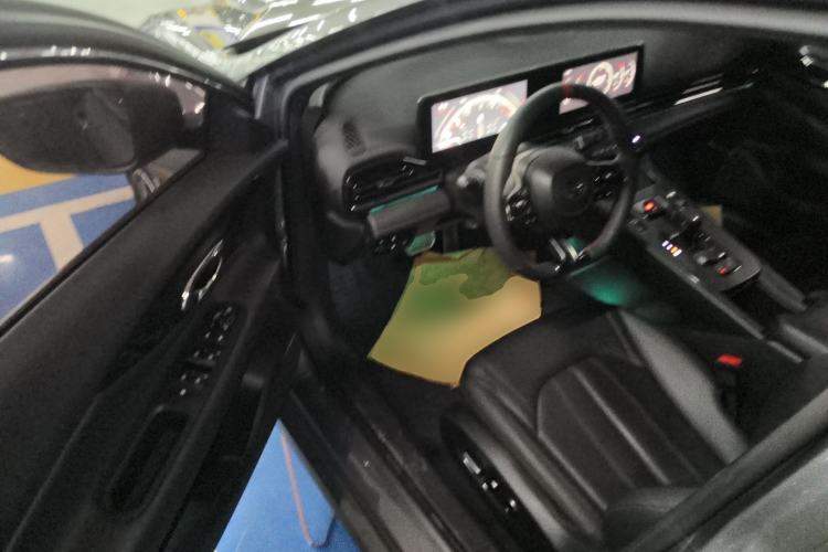 Used GAC Trumpchi EMPOW 2023 270T DCT J16 Version