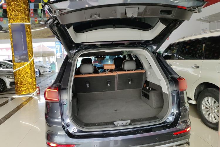 Used Chery Tiggo 8 PLUS 2021 290TGDI DCT Luxury Edition
