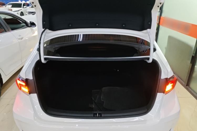 Used Toyota Corolla 2021 Dual-Motor 1.8L E-CVT Elite Edition
