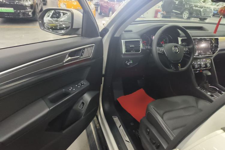 Used Volkswagen Teramont 2019 330TSI Two-Wheel-Drive Luxury Edition China V Standard
