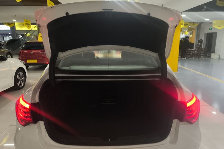 Used GAC Trumpchi GA6 2016 235T DCT Luxury Edition