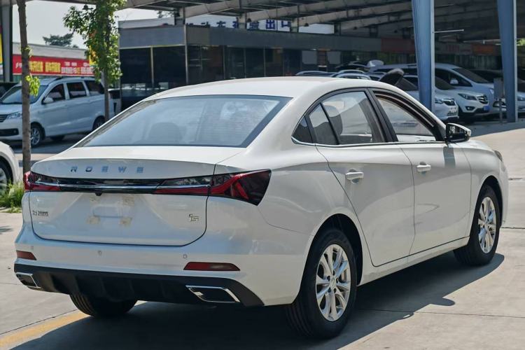 Used Roewe i5 2023 1.5L CVT Luxury Edition
