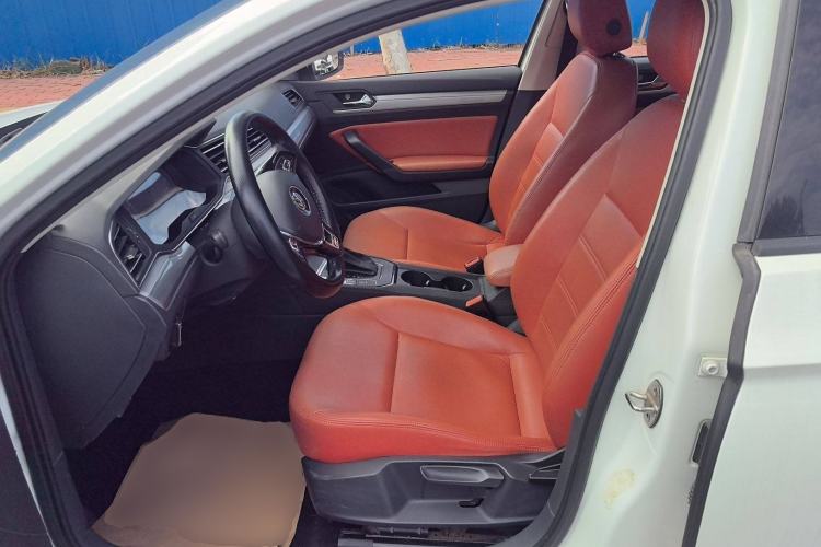 Used Volkswagen Lamando 2019 230TSI DSG Fashion Edition China VI