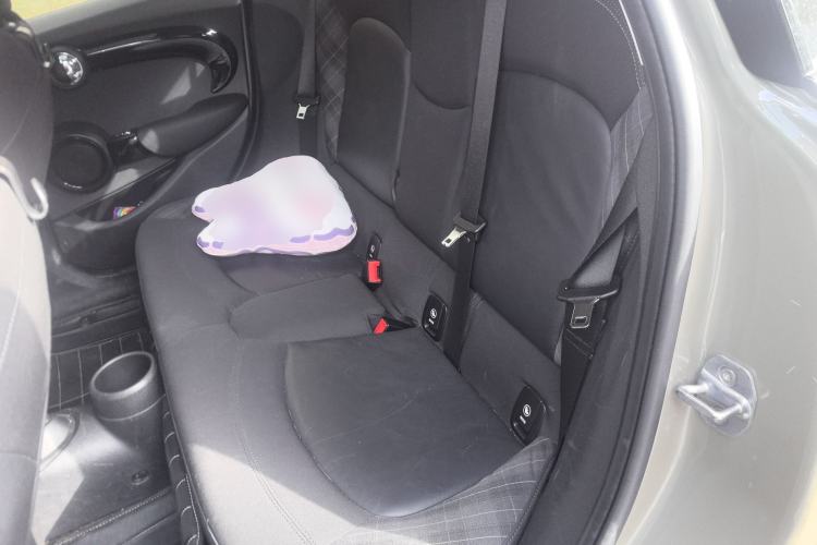 Used  MINI 2018 1.5T COOPER Classic Edition Five-Door Version
