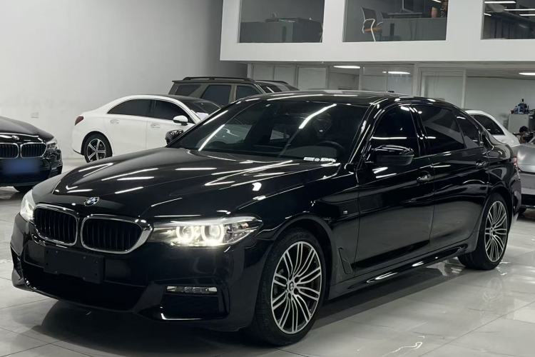 Used BMW 5 Series 2018 Restyled 530Li Leading Edition M Sport Package
