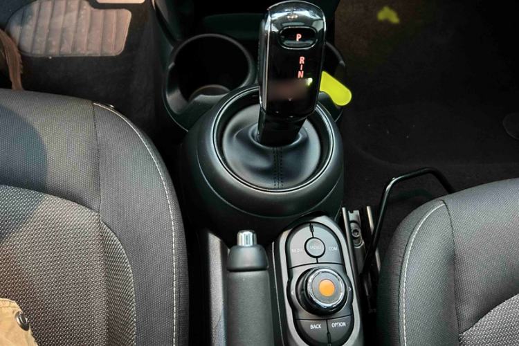 Used  MINI 2023 1.5T ONE
