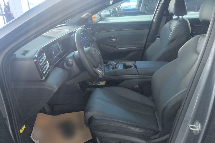 Used BYD Qin L 2024 DM-i 120KM Leading Model
