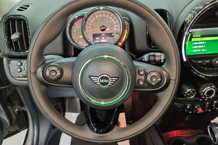 Used  Countryman 2018 1.5T COOPER Special Edition
