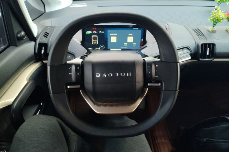 Used Baojun KiWi EV 2022 Artist Lite Edition Ternary Lithium