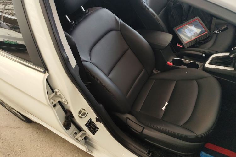 Used Hyundai Elantra 2016 1.6L Automatic ZhiXuan – Elite Version