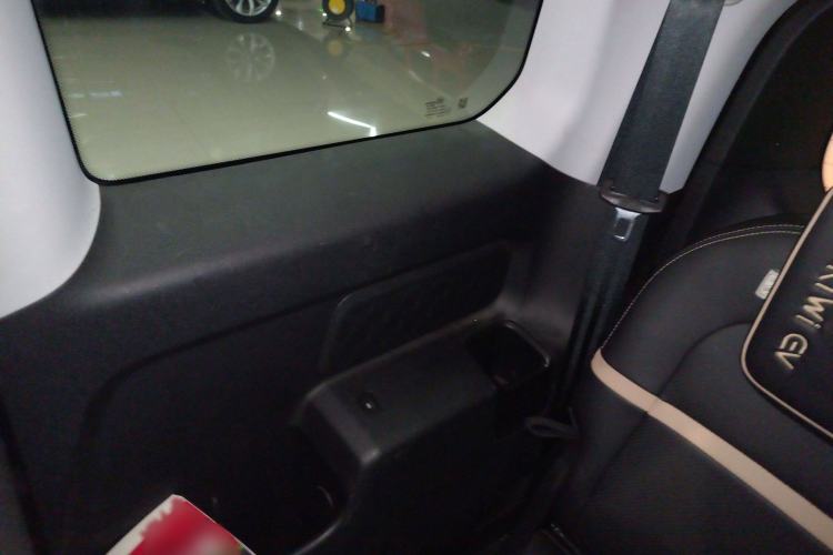 Used Baojun KiWi EV 2022 Artist Lite Edition Lithium Iron Phosphate
