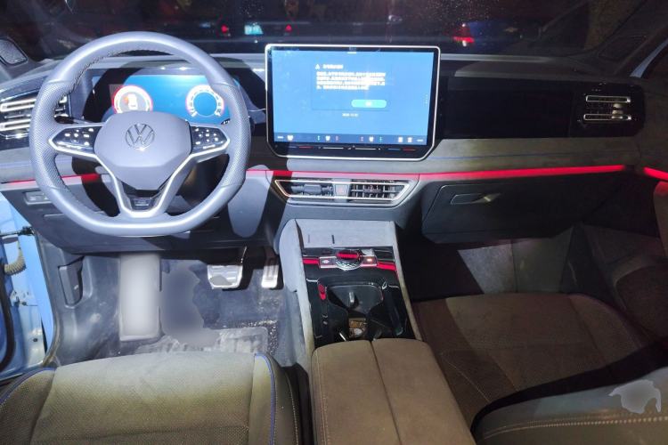 Used Volkswagen Tiguan L 2024 PRO 380TSI Four-Wheel Drive R-Line Prestige Edition
