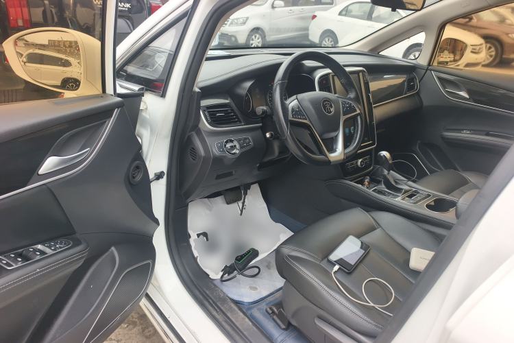 Used BYD Song MAX 2018 1.5T Automatic Smart Connect Elite Model with 6 Seats