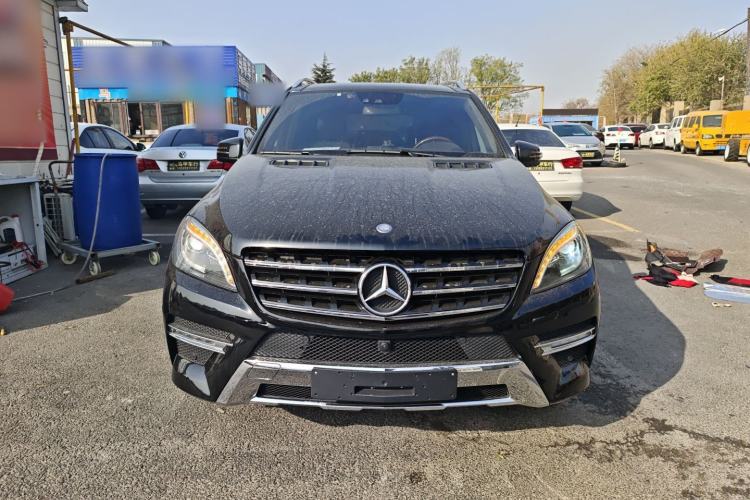 Used Mercedes-Benz M-Class 2014 ML 400 4MATIC Luxury Model
