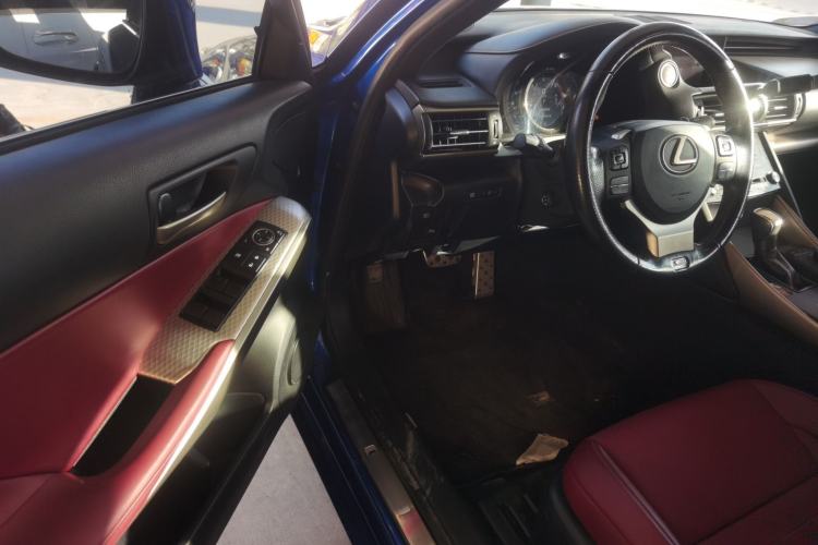 Used Lexus IS 2017 300 F SPORT Edition
