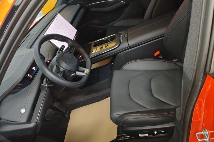 Used  SU7 2024 Rear-Drive Ultra-Long Range Advanced Pro-Level Intelligent Driving Version
