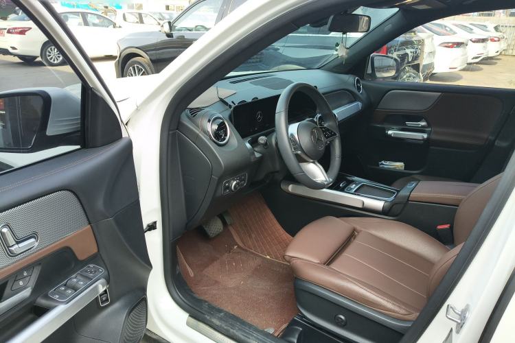 Used Mercedes-Benz GLB 2024 GLB 200 Dynamic Edition
