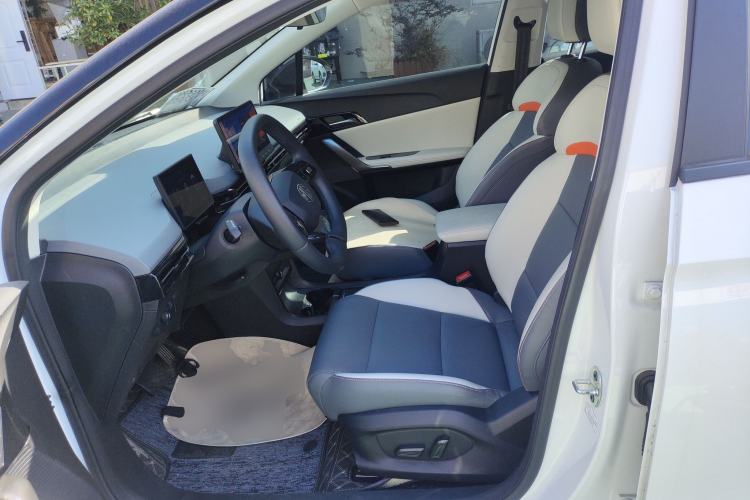 Used MG 4 EV 2023 415 km Range Sea-Faring Champion Edition
