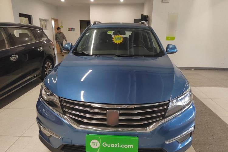 Used Roewe RX5 2016 20T Two-Wheel Drive Automatic Internet Smart Edition
