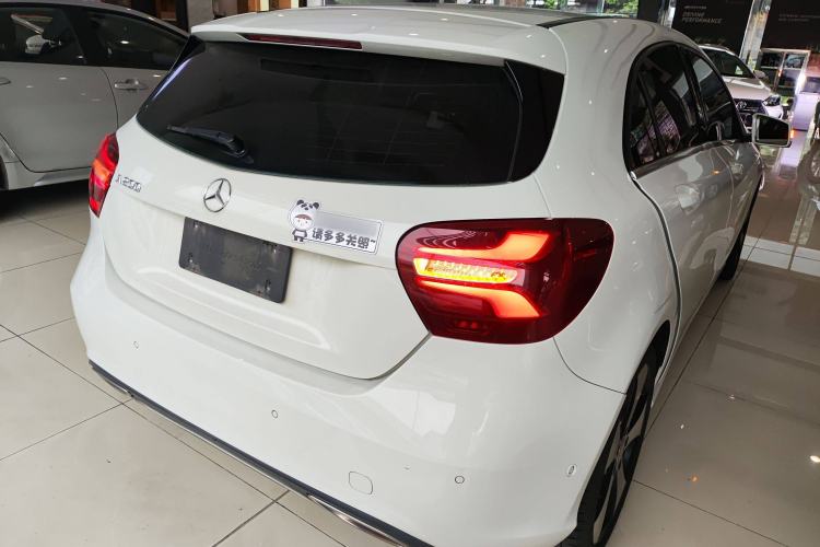 Used Mercedes-Benz A-Class 2016 A 200 Fashion Model
