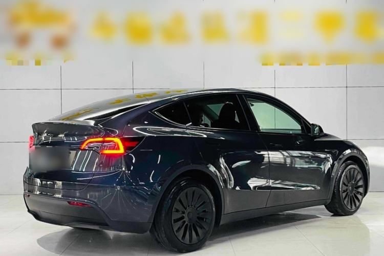 Used Tesla Model Y 2024 Rear-Wheel-Drive Version
