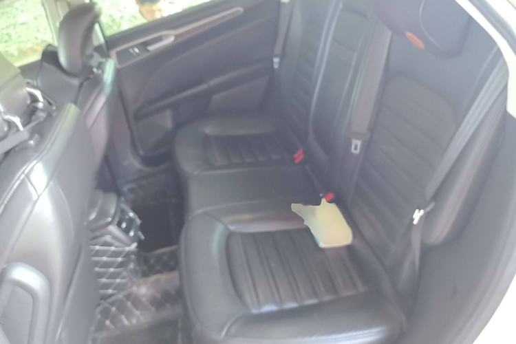 Used Ford Mondeo 2013 2.0L GTDi 200 Luxury Model
