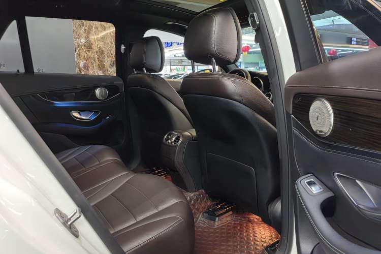 Used Mercedes-Benz GLC 2017 GLC 260 4MATIC Dynamic Edition
