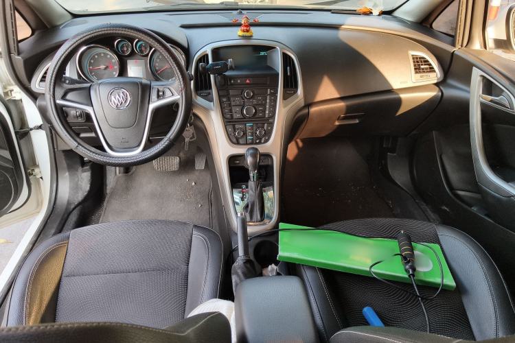 Used Buick GT 2014 XT 1.6L Automatic Fashion Edition
