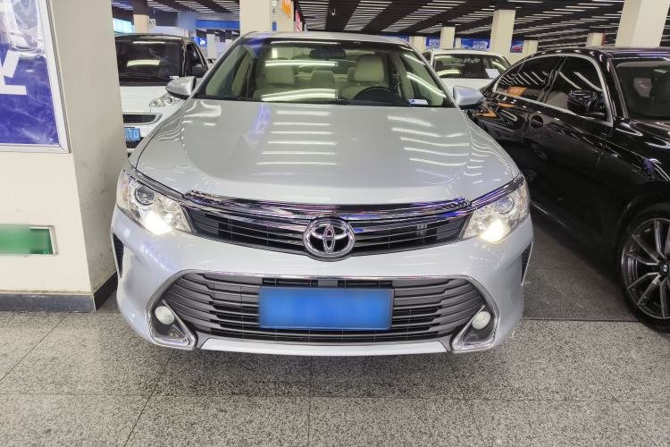 Used Toyota Camry 2015 2.0G Premier Edition
