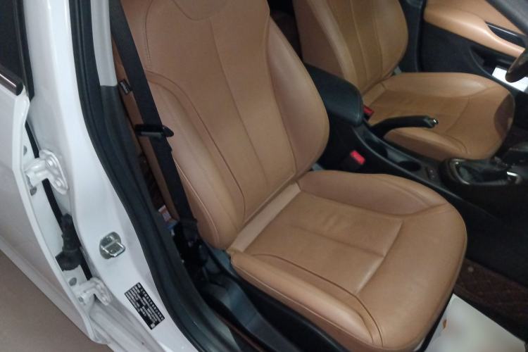 Used Buick Excelle GX 2018 18T Automatic Flagship Model
